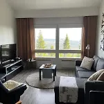 Naekoealahuoneisto 426 *